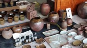 The unique design as well as square plate which draws a subtle line and peculiar shape pottery, Juan is on of unique kiln in Tanba. Juan’s owner welcomed us pleasantly. […]
