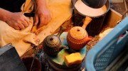 I visited Kenji Kiln who produces pottery by the one of most traditional technique of Nerikomi(kneading) method. Nerikomi method is making pottery by potter’s wheel using clay with several kinds […]