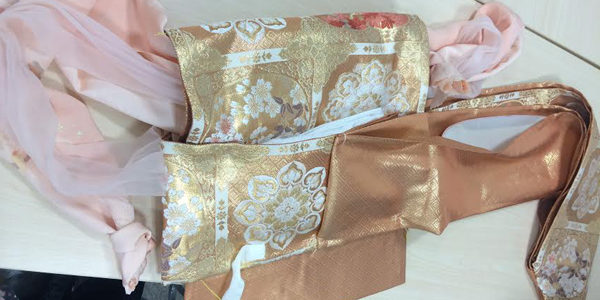 I attended “How to make a tied obi (kimono belt)” seminar the other day. A tied obi is the one to be made obi tying part such as puffed-out-bow(drum bow) […]